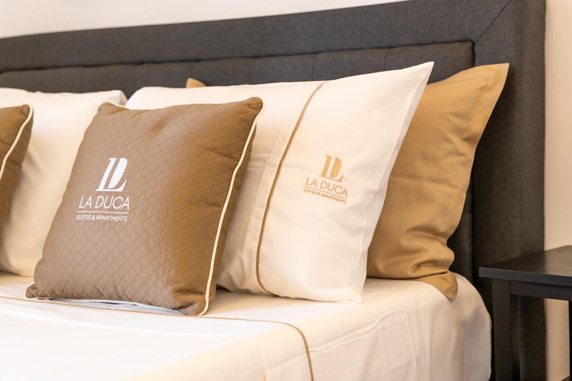 פלרמו La Duca Suites & Apartments מראה חיצוני תמונה