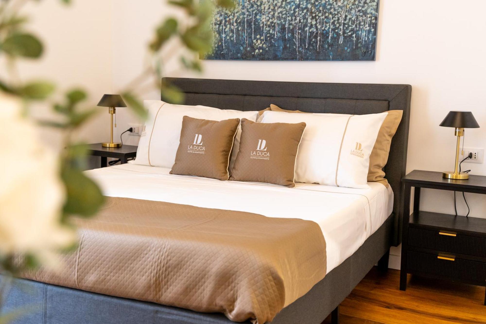 פלרמו La Duca Suites & Apartments מראה חיצוני תמונה