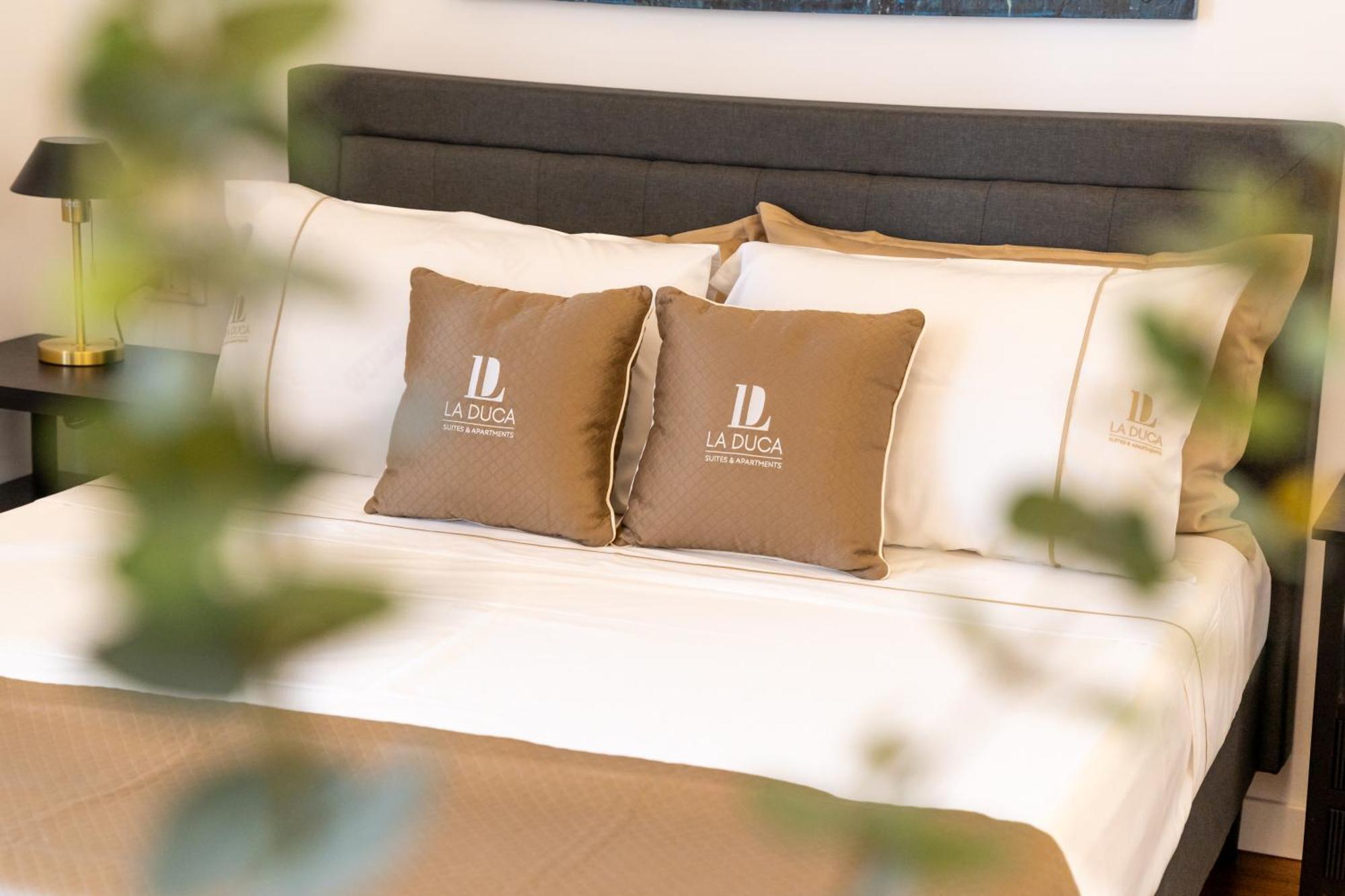 פלרמו La Duca Suites & Apartments מראה חיצוני תמונה