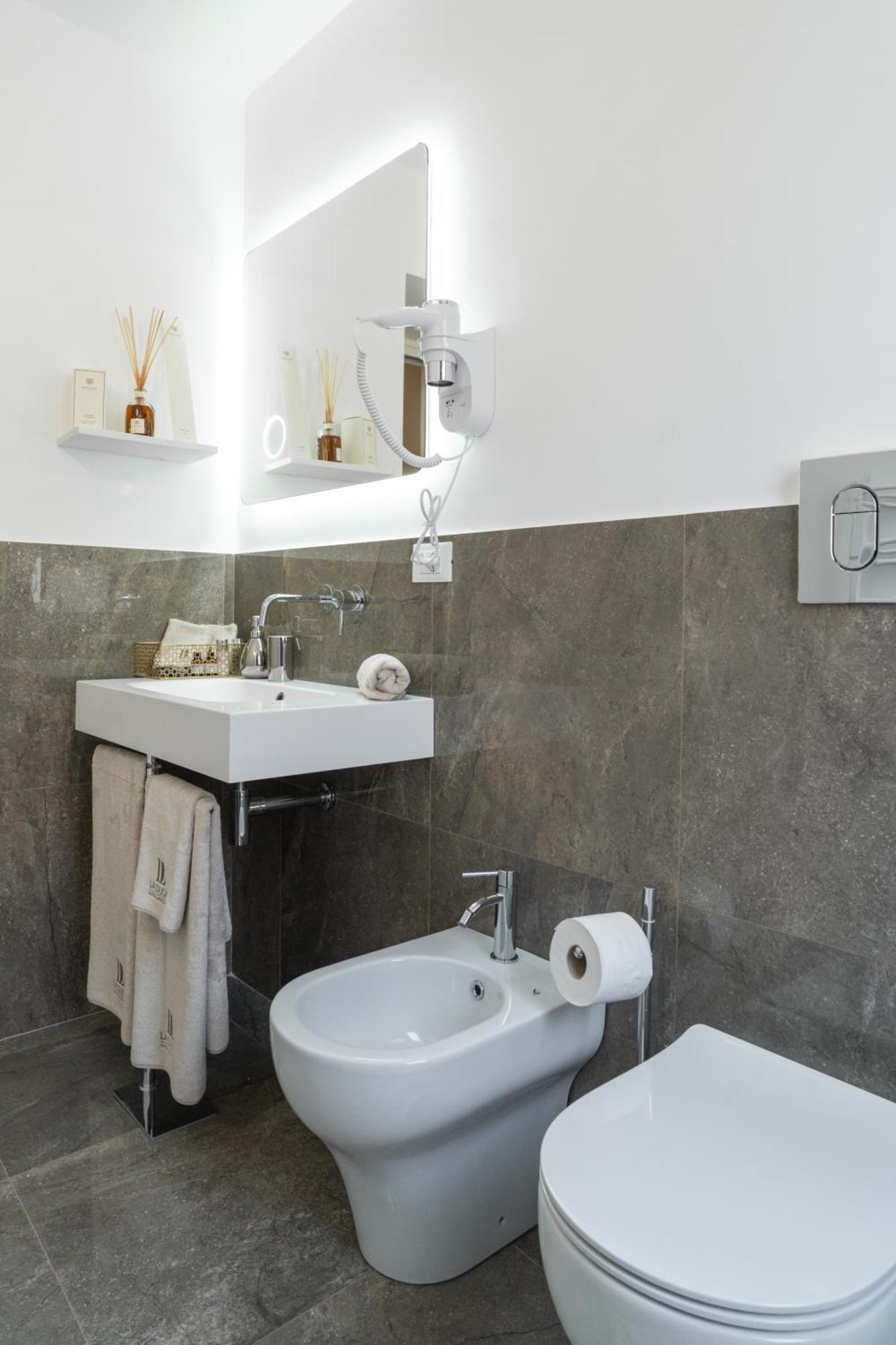פלרמו La Duca Suites & Apartments מראה חיצוני תמונה
