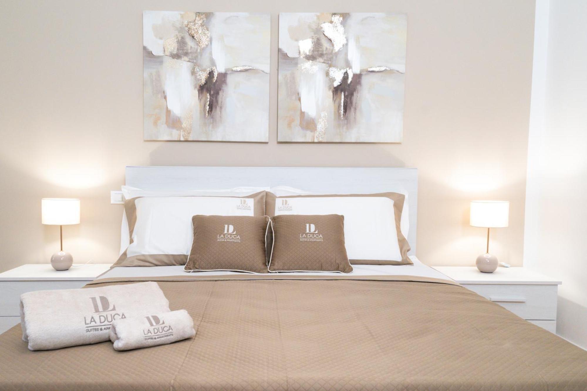 פלרמו La Duca Suites & Apartments מראה חיצוני תמונה