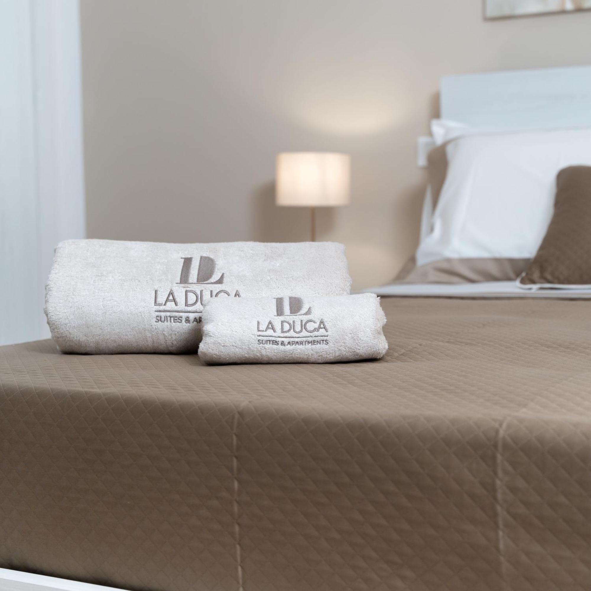 פלרמו La Duca Suites & Apartments מראה חיצוני תמונה