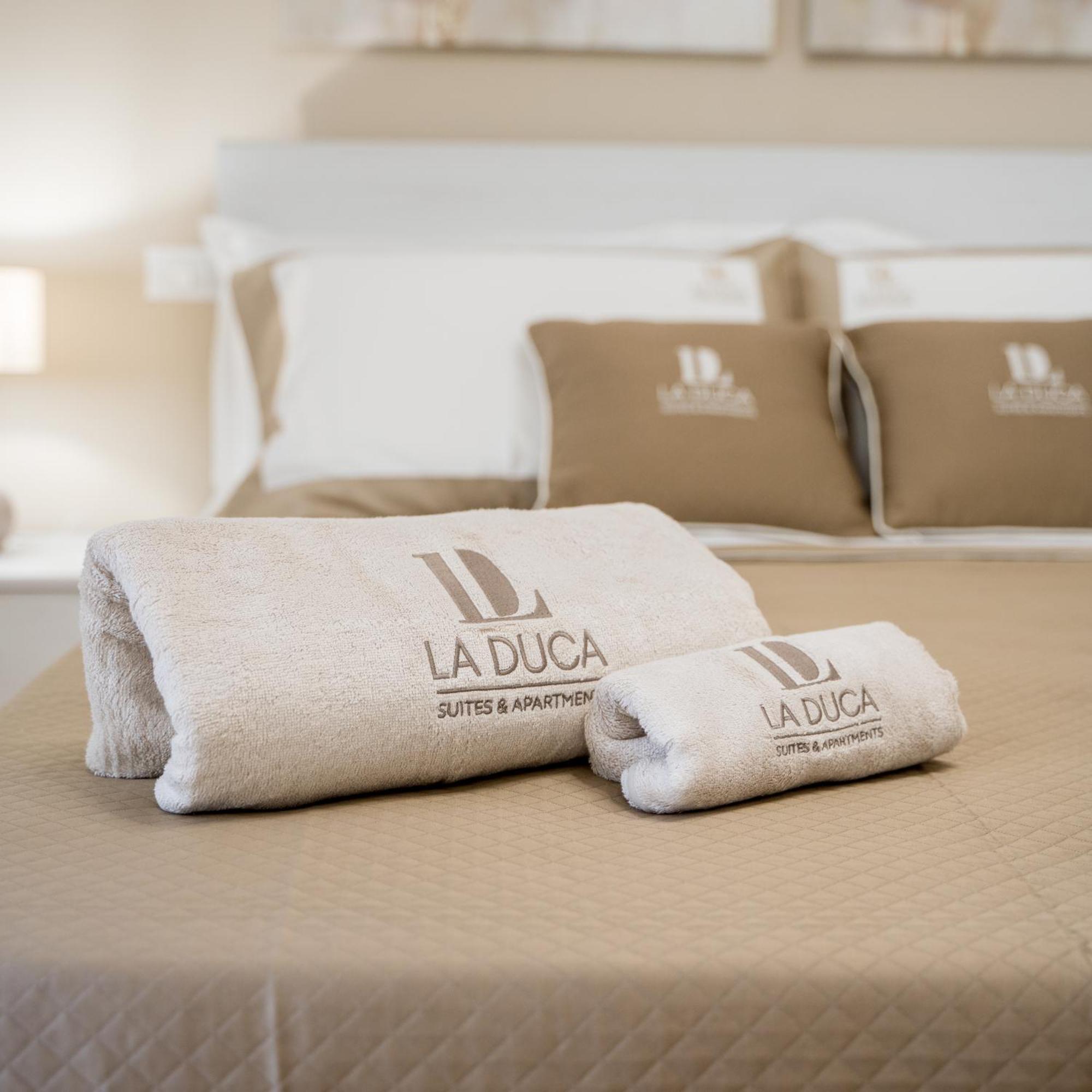 פלרמו La Duca Suites & Apartments מראה חיצוני תמונה