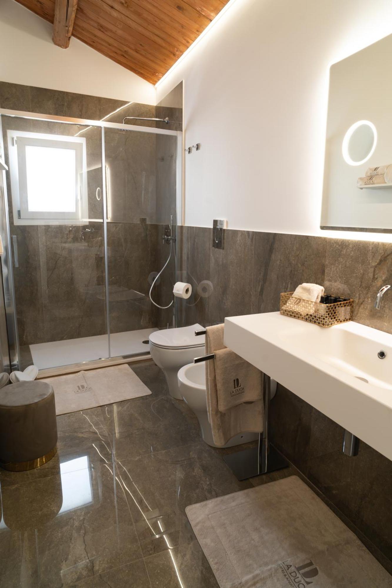 פלרמו La Duca Suites & Apartments מראה חיצוני תמונה